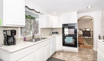 1109 S Van Buren St, Auburn, IN 46706