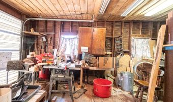 1117 State St, Altoona, KS 66710