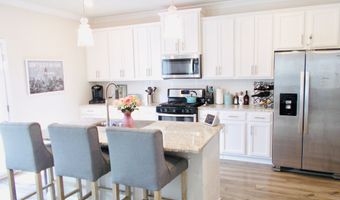 612 Auburn Crossing Dr, Auburn, GA 30011