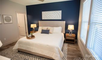 37 S Edgewood Rd, Asheville, NC 28803