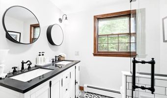 165 Stone Dam Rd, Glocester, RI 02857