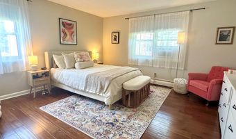 502 Oak Ave 17, Cheshire, CT 06410