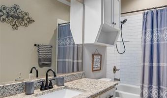 300 Ansley Cir, Benton, LA 71006