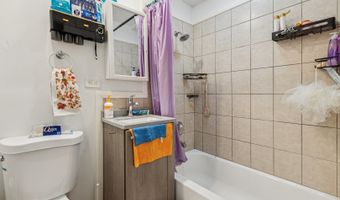 1119 E Algonquin Rd 7, Arlington Heights, IL 60005