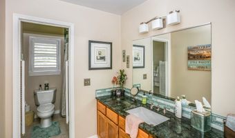 35364 SEARLS Ln, Astoria, OR 97103