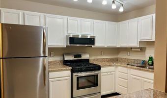 102 Wedgewood Cir, Belford, NJ 07718