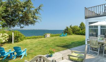 4 Hull Cove St, Jamestown, RI 02835