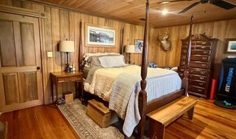 1651 Linden Rd, Apalachicola, FL 32320
