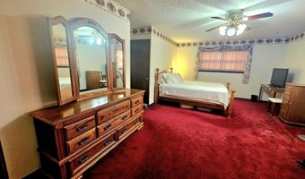 3110 Gaineswood Ave, Baxter Springs, KS 66713