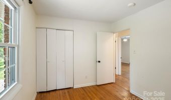 88 Gibson Rd, Asheville, NC 28804