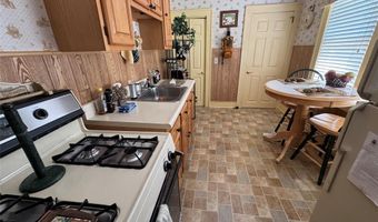 131 Hickory Ave, Bergenfield, NJ 07621