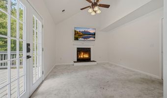 18 ARDSLEY Cir, Dover, DE 19904