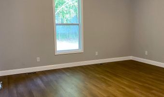151 S Jackson St, Athens, TN 37303