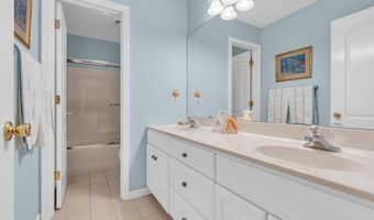 22 Woodland Ave, Manasquan, NJ 08736