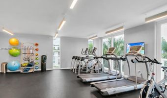 9821 E Bay Harbor Dr 703, Bay Harbor Islands, FL 33154