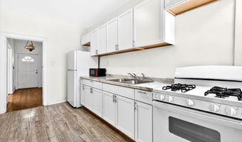408 East Ave, Bridgeport, CT 06610