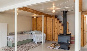 19948 W Glenn Hwy, Chickaloon, AK 99674