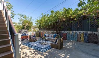 8530 Rockledge Rd, La Mesa, CA 91941