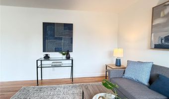 8 Burmont Ct, Utica, NY 13502