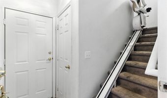 1713 Sky Of Red Dr 201, Las Vegas, NV 89128