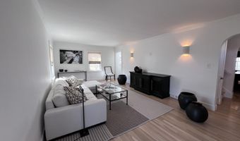 66 Howard St, Bangor, ME 04401