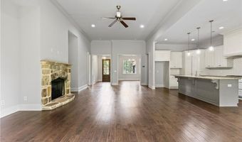 1372 FALLS CREST Dr, Auburn, AL 36830