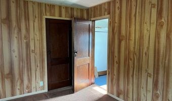 329 S Market St, Amsterdam, OH 43903