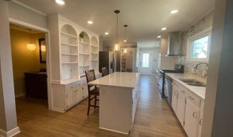 307 N Van Buren St, Auburn, IN 46706