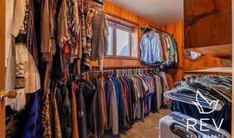 8 Mountain Dr, Cody, WY 82414