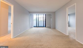 5911 EDSALL Rd 406, Alexandria, VA 22304