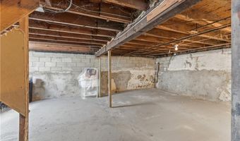 9 Youlden Ave, Cranston, RI 02910