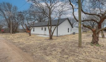 112 Orchard St, Alba, MO 64830