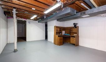 1454 Pine Valley Blvd, Ann Arbor, MI 48104
