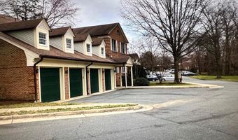 7256 GLEN HOLLOW Court Unit 56/3 56/3, Annandale, VA 22003