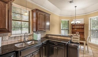 123 Sherwood Dr, Benton, LA 71006
