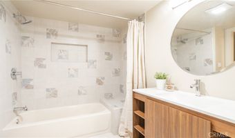 1900 Vine 214, Hollywood, CA 90068