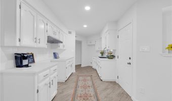 831 W Hackberry Ave, Alamo, TX 78516