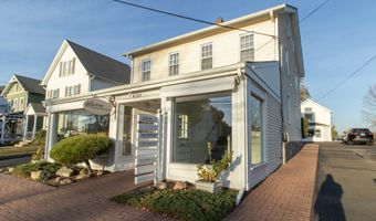 183 Montowese St A2, Branford, CT 06405