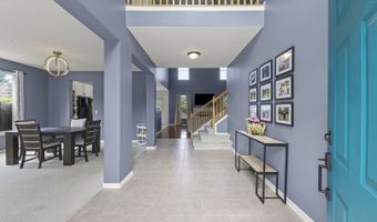 621 Lake Cornish Way, Algonquin, IL 60102