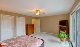 5498 Jan Dr, Fitchburg, WI 53711