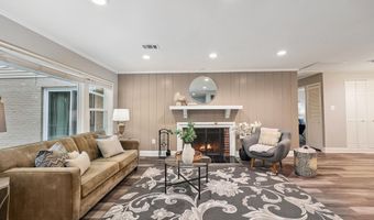 7400 BRADDOCK Rd, Annandale, VA 22003
