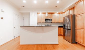 5645 HARRINGTON FALLS Ln, Alexandria, VA 22312