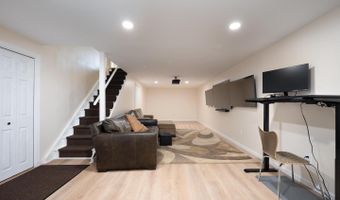 522 BEECH TREE Ln, Hockessin, DE 19707