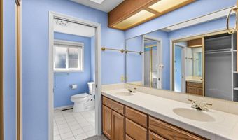 912 Cypress Point Loop, Ashland, OR 97520
