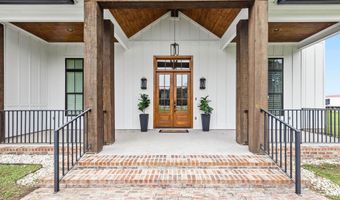 100 Viaulet Rd, Youngsville, LA 70592