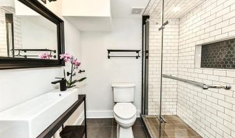 5311 ROOSEVELT St, Bethesda, MD 20814