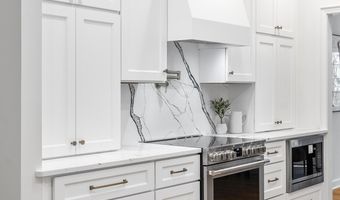 104 Red Oak Ln, Aiken, SC 29803