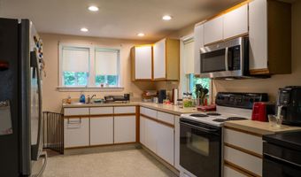 235 Young Rd, Barrington, NH 03825