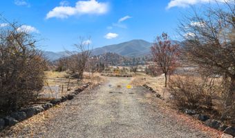 552 Eagle Mill Rd, Ashland, OR 97520