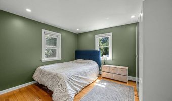 435 Old Mill Rd, Barnstable, MA 02655
